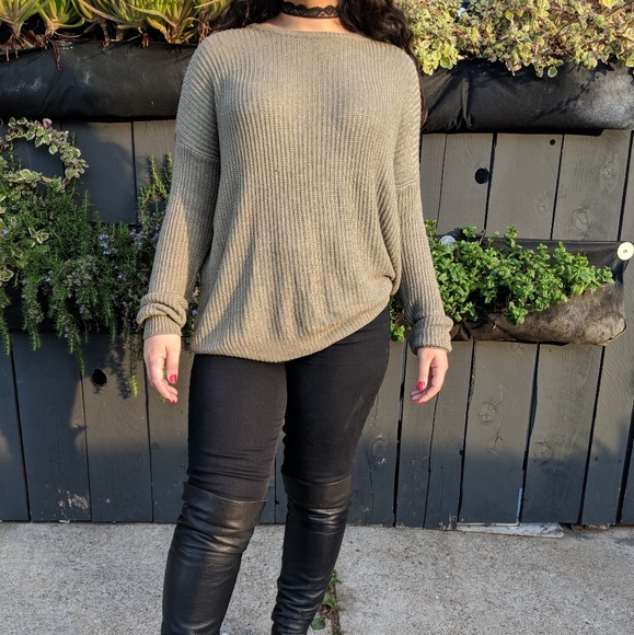 Brandy Melville Sweaters - Brandy Melville olive ollie knit sweater OS